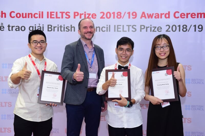 luyen thi IELTS Mc IELTS