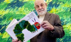 Download sách The Very Hungry Caterpillar PDF miễn phí